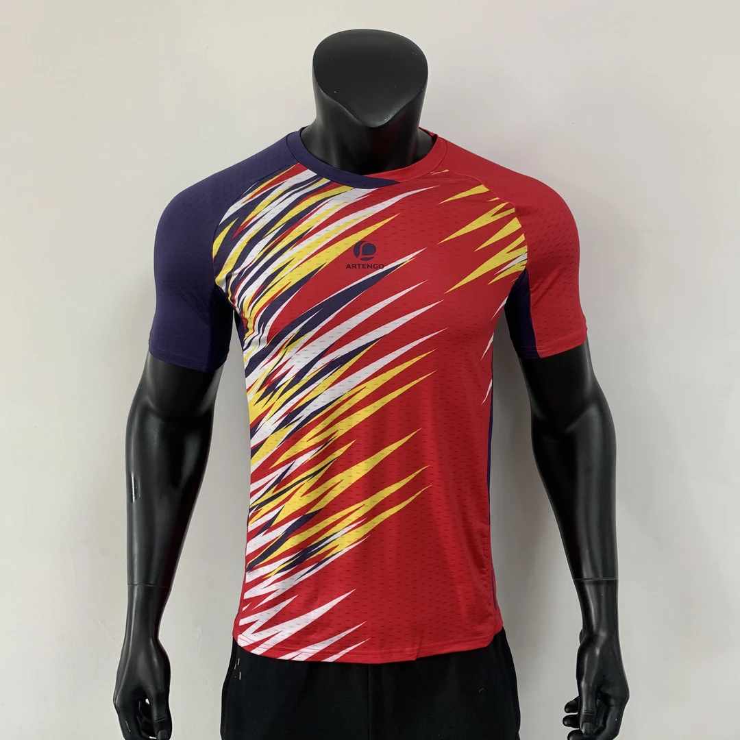 男子夏季户外速干运动短袖T恤红紫拼色