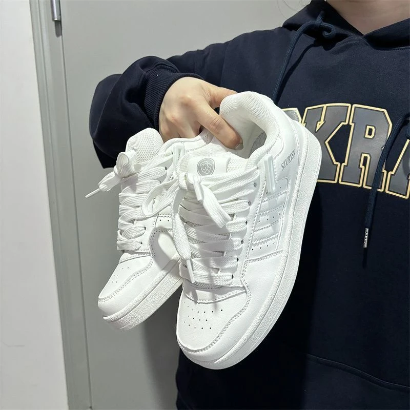 2025新款秋冬小众复古米色面包鞋ins国潮百搭街拍运动休闲鞋男女