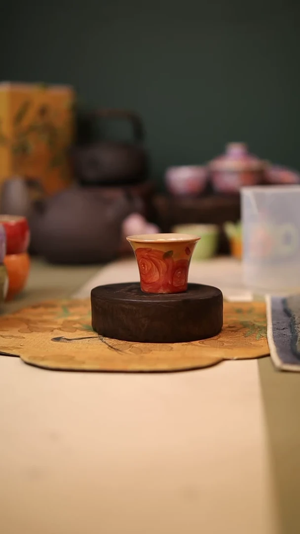 【闪购商品】陶瓷橘底玫瑰杯