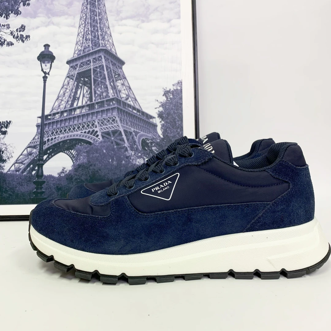 全新未使用 Prada/普拉达 普拉达藏青色麂皮倒三角标侧标运动鞋