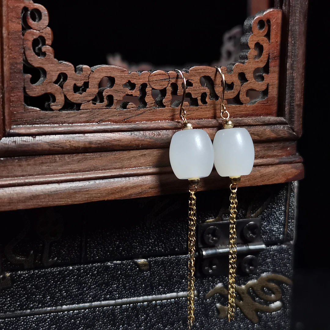 简约时尚18K金和田玉转运珠耳饰