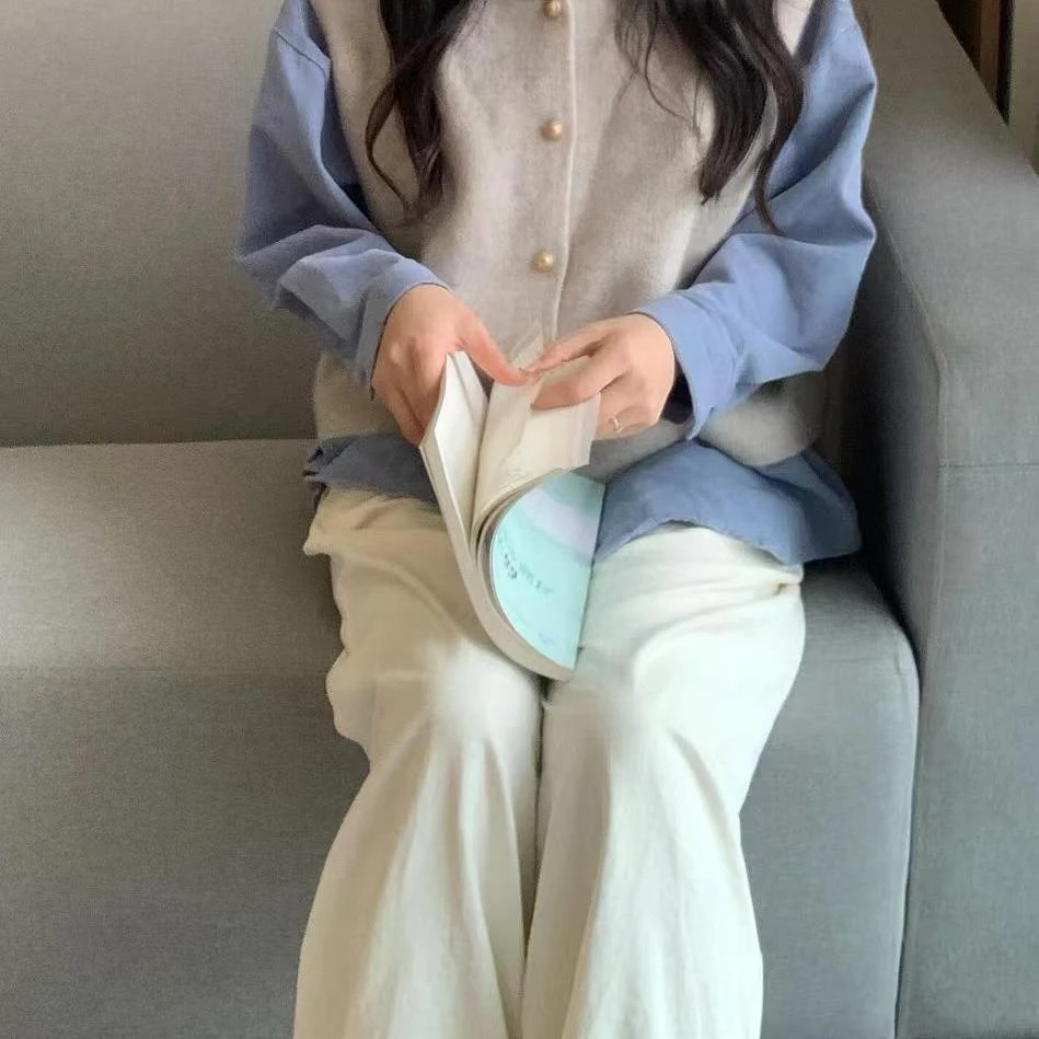 韩系文艺复古高级感翻领衬衫叠穿圆领针织马甲ins秋季穿搭一整套