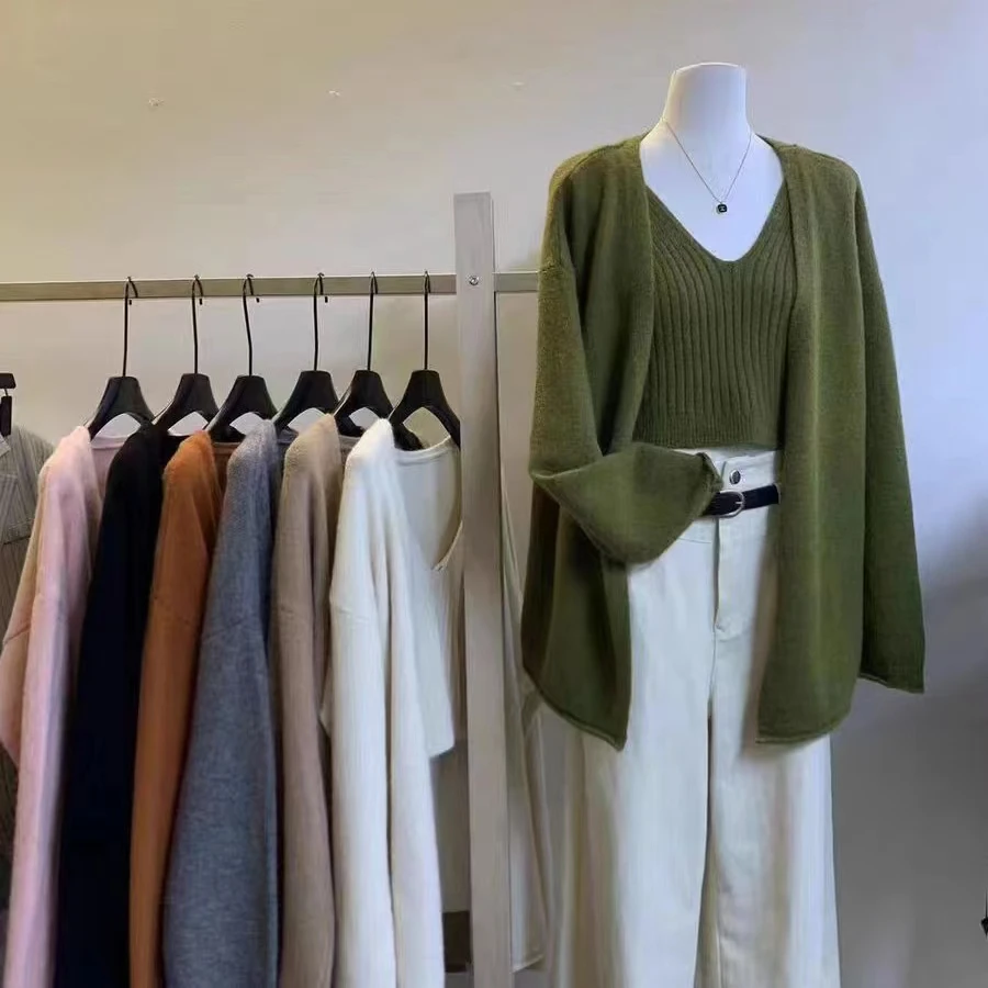 韩系坑条设计感V领针织吊带背心叠穿开衫上衣两件套ins女秋季新款