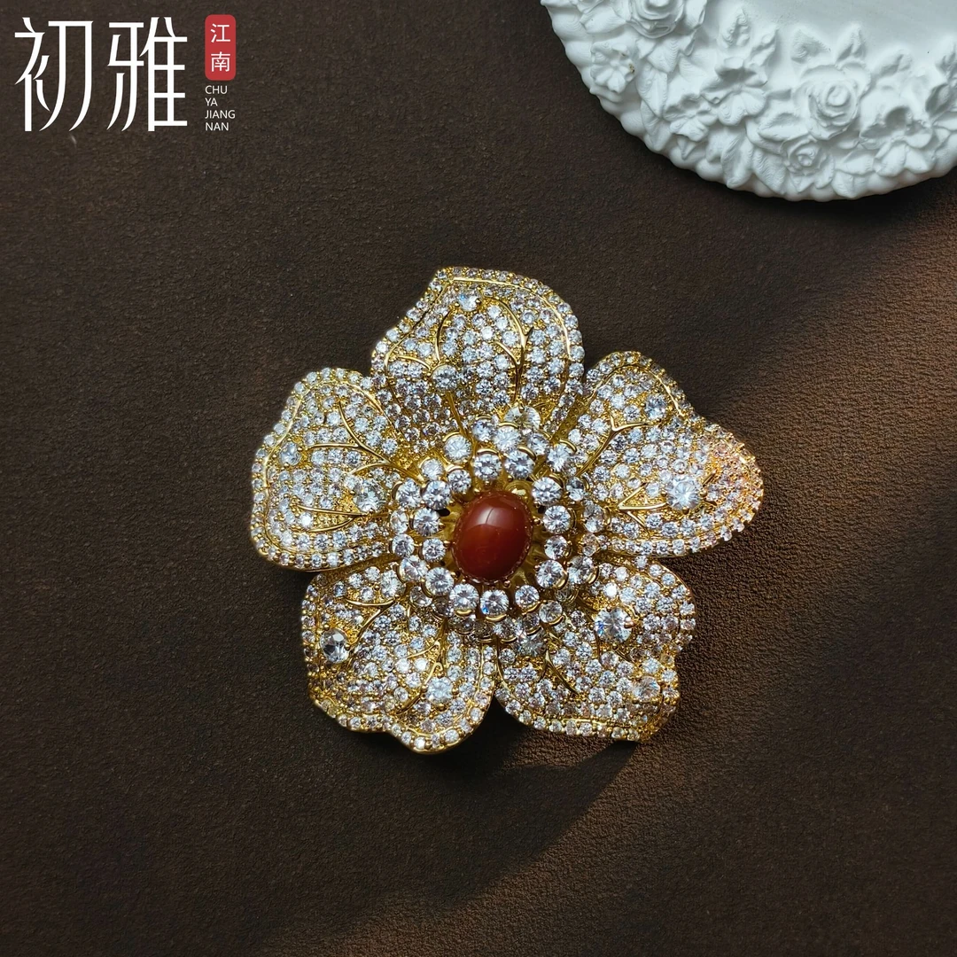 铜仿水晶胸针 初雅PIN-水晶系列【埃及艳后】设计师款铜镀k金胸针