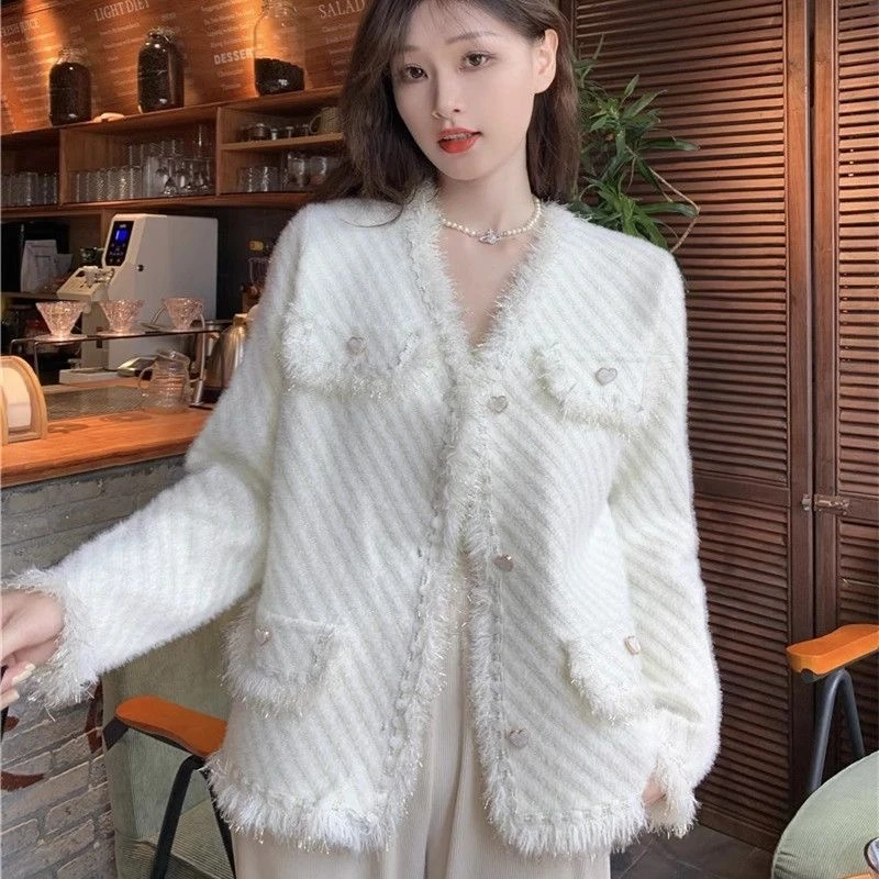 【现货+运费险】新款v领白色好看外套秋冬小香风外套女气质外套