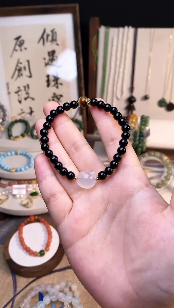 【闪购商品】水晶手串未镶嵌A08