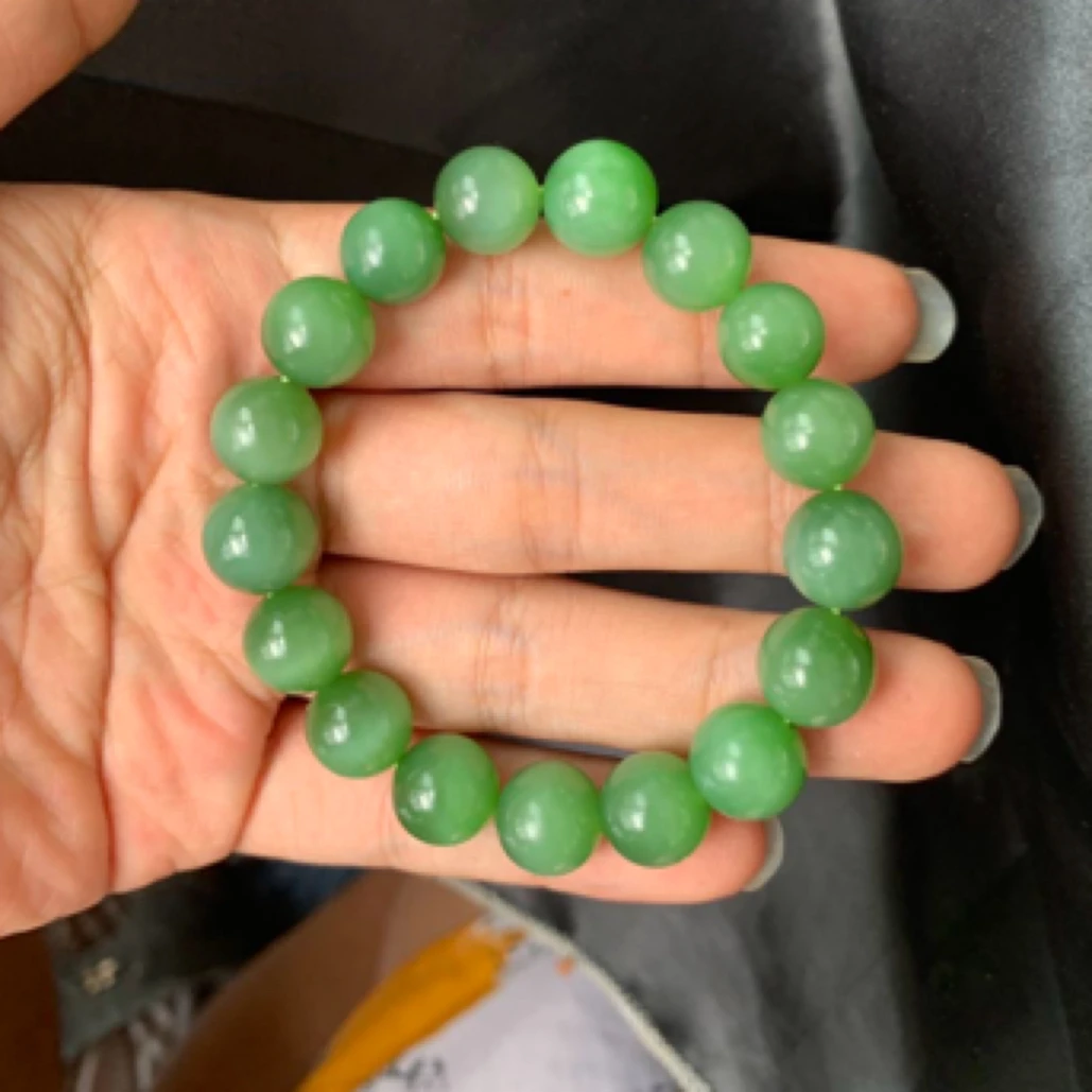 和田玉碧玉阳绿色猫眼佛珠手串！珠子大小12mm