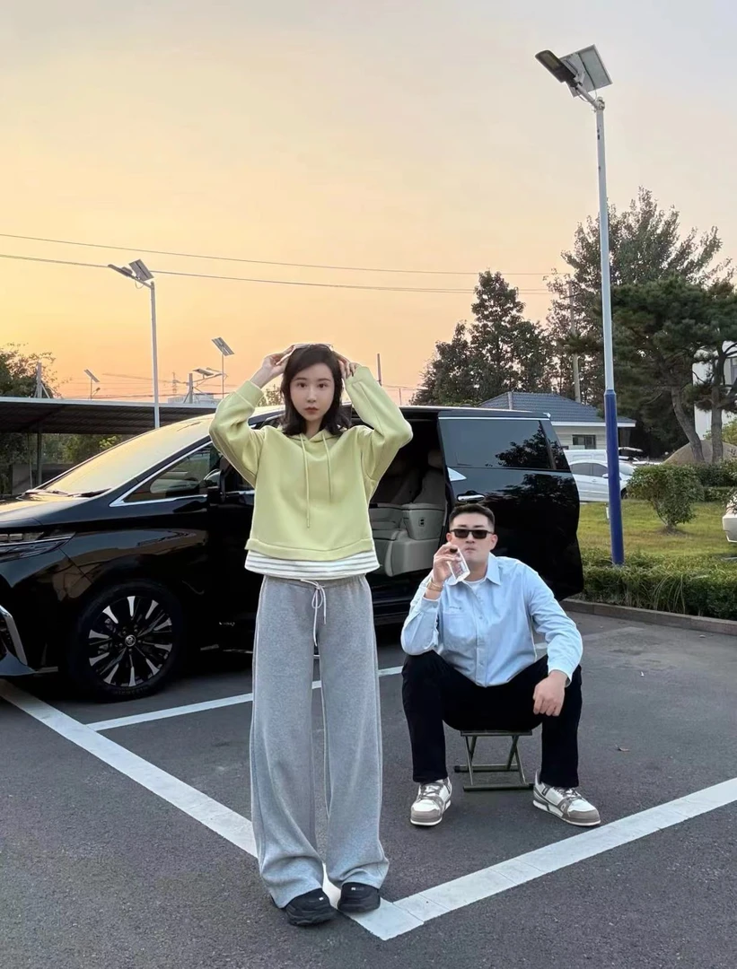 【柚YOYO】浅绿色假两件拼接春款宽松连帽卫衣女2025套头卫衣5396