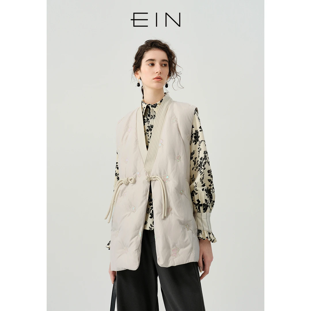 EIN/言枫叶绣花新中式盘扣交叠式V领羽绒保暖马甲女装25冬季新款