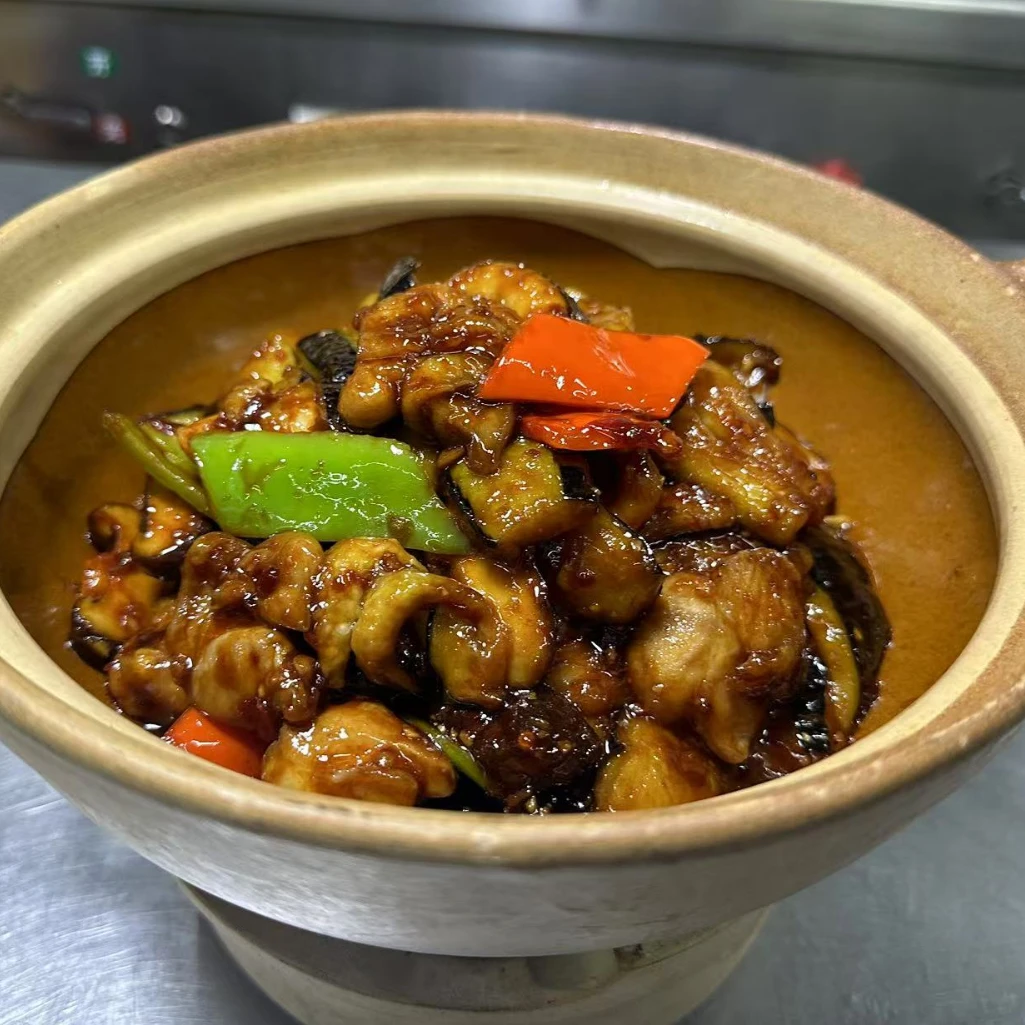 特色茄子煲酱料熬制两道菜详细做法