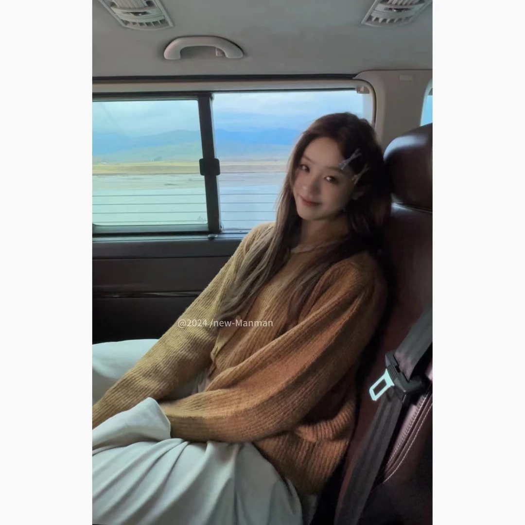 【mooi】'焦糖邂逅'秋冬新款韩版ins风小众设计感毛衣