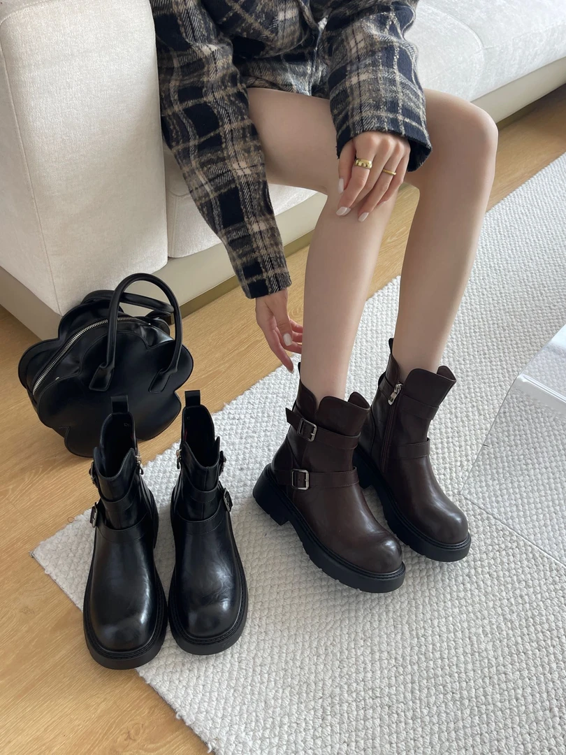 厚底皮带扣复古西部马丁靴女英伦风短靴