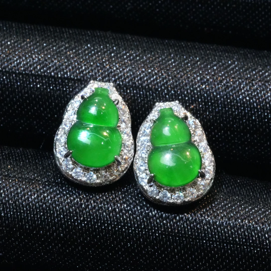 天然A货翡翠葫芦耳钉耳饰多样性发一对时尚复古满绿满色精致绿