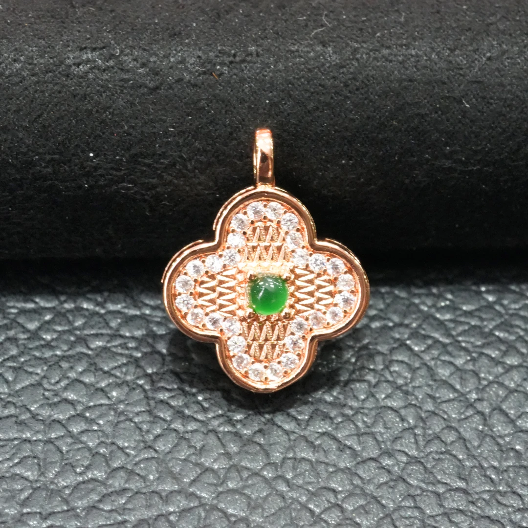 天然A货翡翠四叶草吊坠精美首饰多样性发