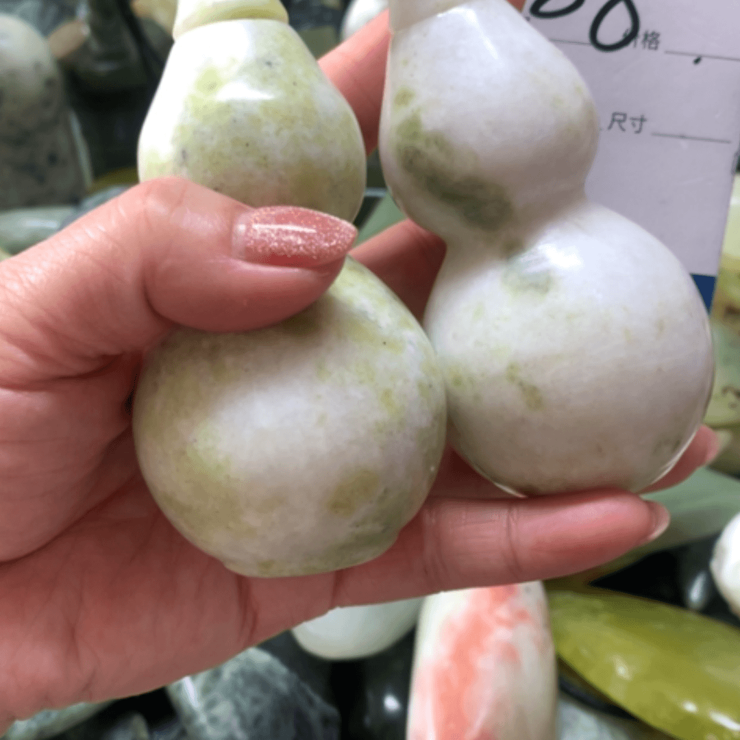 【闪购商品】蛇纹石玉手把件未镶嵌