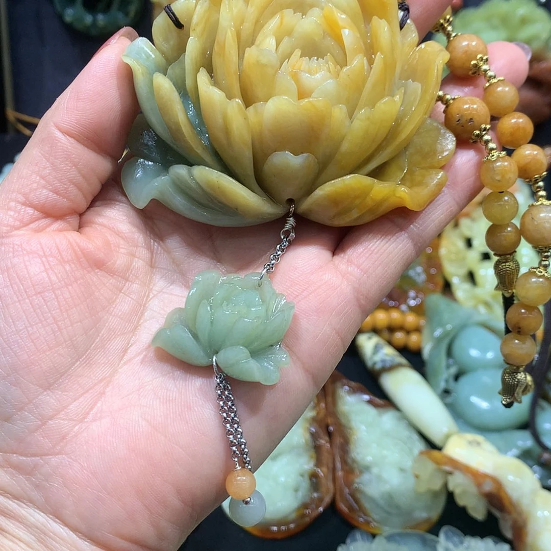 【闪购商品】蛇纹石玉颈饰未镶嵌慕*慕