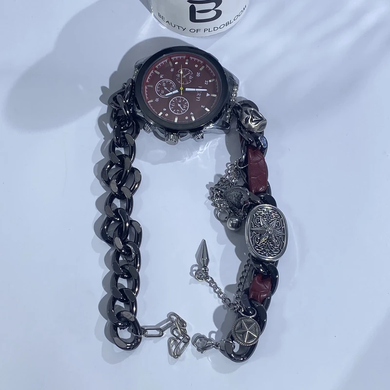 04433大绮原创红色圆形手表拼红灰皮质手链手表