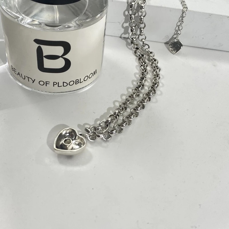 铜合金项链 04093大淇原创秋冬ins冷淡风红爱心镂空简约个性项链