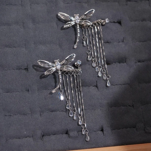 铜合金合成锆石耳饰 03212大绮原创一款多戴蜻蜓流苏白锆耳夹耳钉