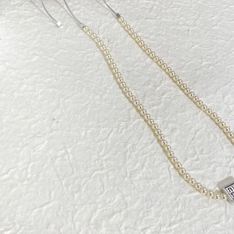 铜合金仿珍珠项链 04205大淇原创简约风小方块字母仿珍珠百搭项链