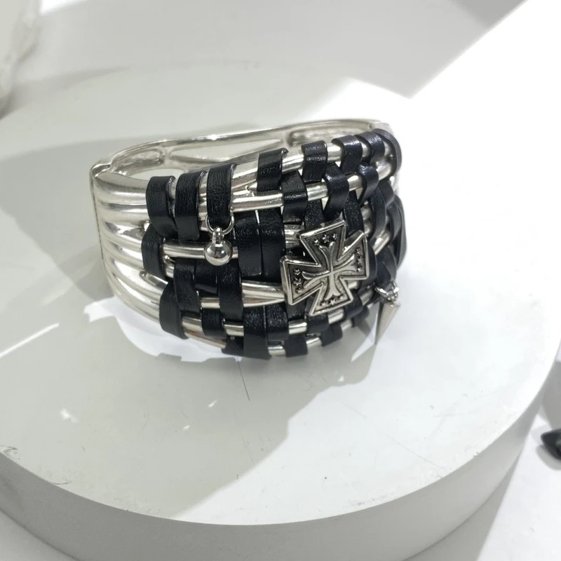 铜合金皮质手镯 03833大淇原创拉斯亚光银白金属拼接黑色皮质手镯