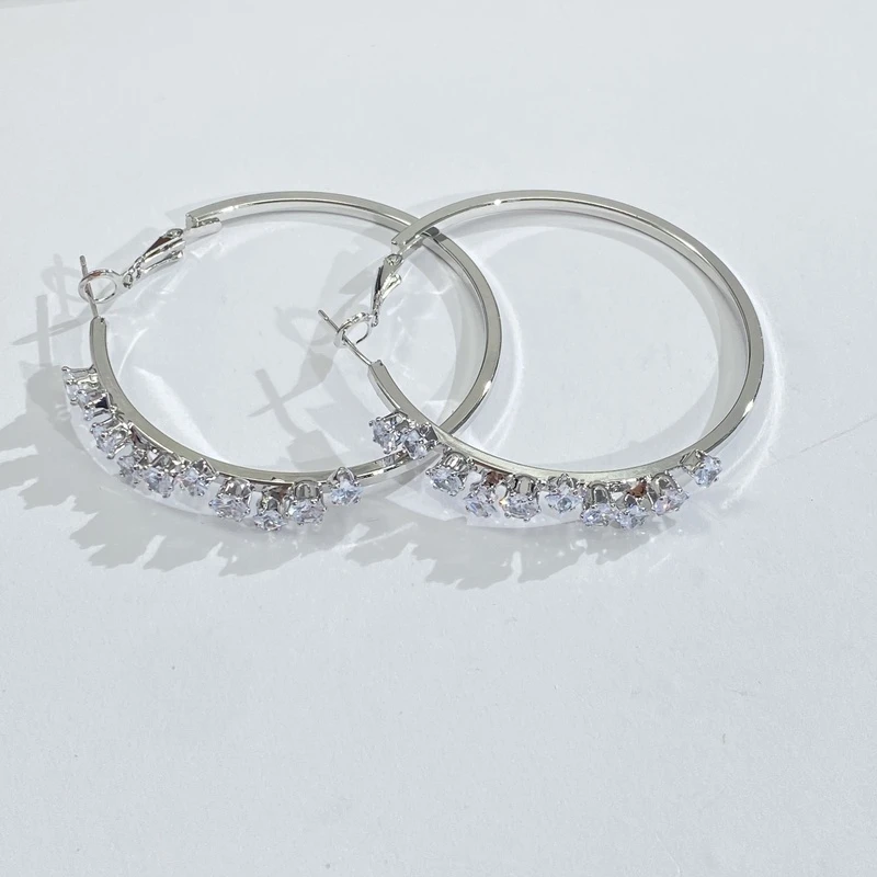 铜合金锆石耳饰 04367大淇原创秋冬镶嵌锆石轻奢百搭大圈圈耳环