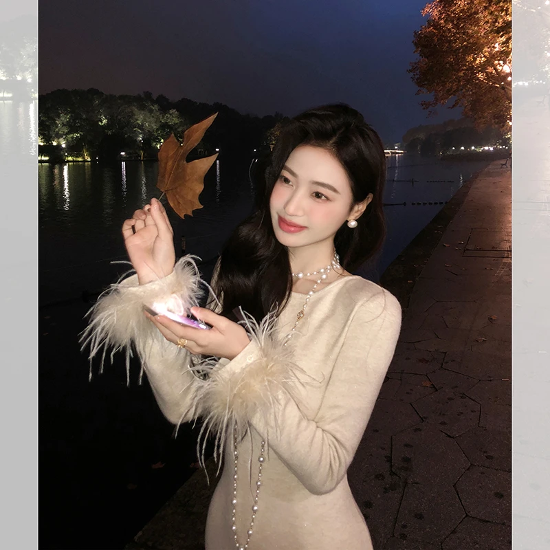 【晚鸢小姐】圆领休闲百搭显瘦修身长款针织毛毛袖口连衣裙ZX024250