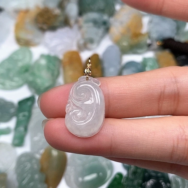 翡翠颈饰未镶嵌天然翡翠