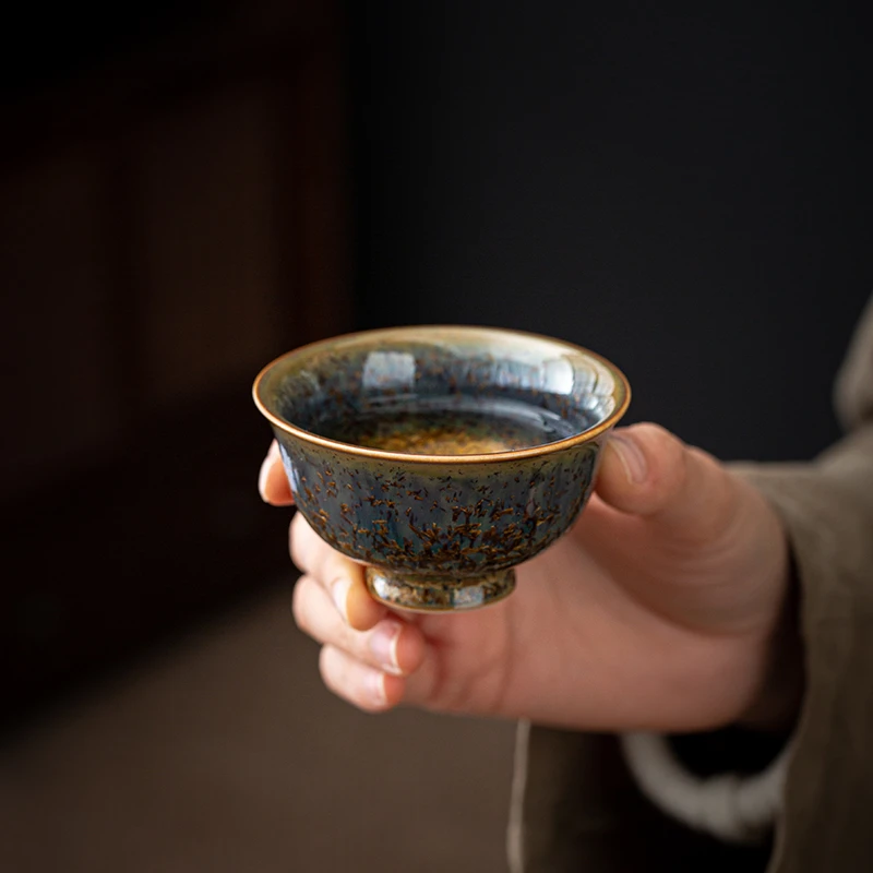 坐山堂紫玉金尊结晶釉压手杯陶瓷主人单杯功夫品茗杯高端茶盏喝茶