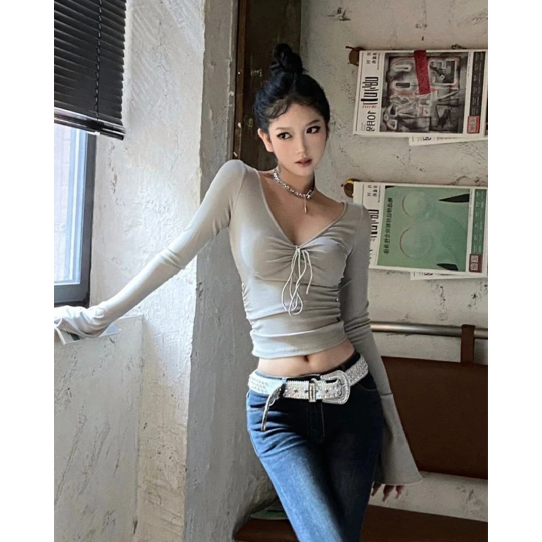 纯欲风喇叭袖长袖上衣女设计感小众秋季抽绳不规则修身短款t恤ins