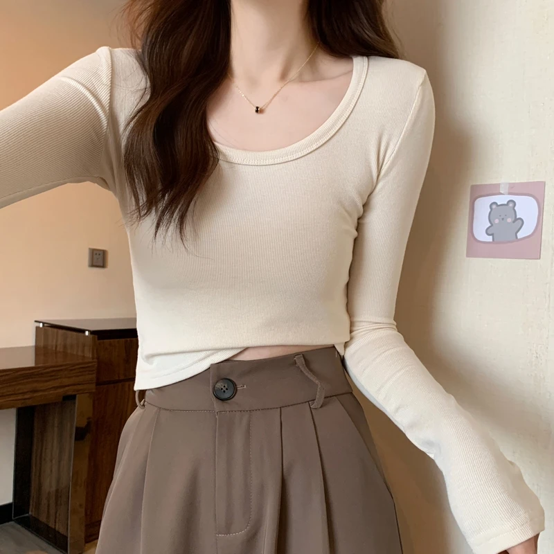 早秋杏色内搭打底衫女冷淡系独特洋气修身t恤长袖大u领口正肩上衣