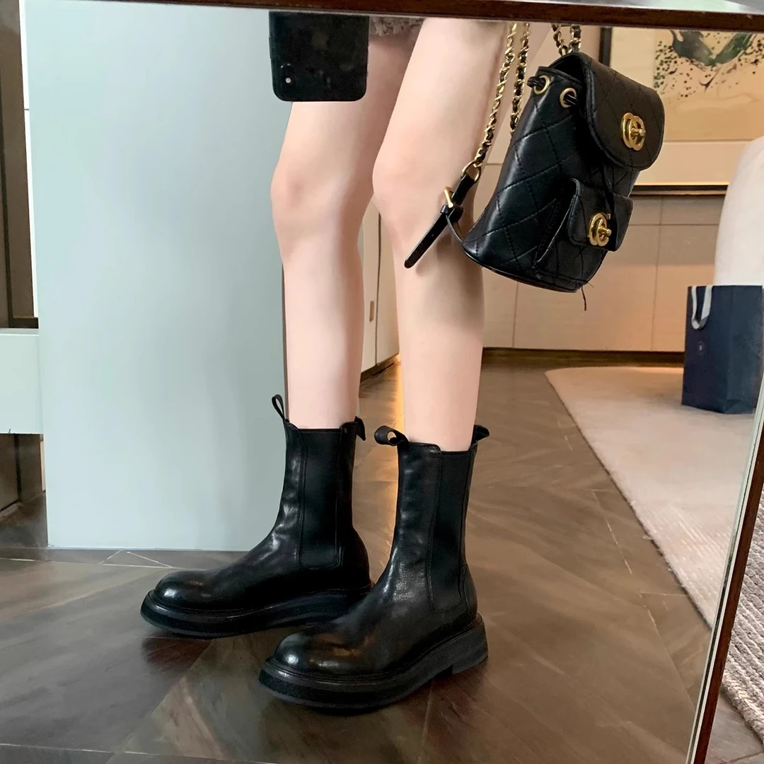 英伦风靴子水洗皮厚底中筒烟筒切尔西黑色加绒短靴女秋冬百搭时尚