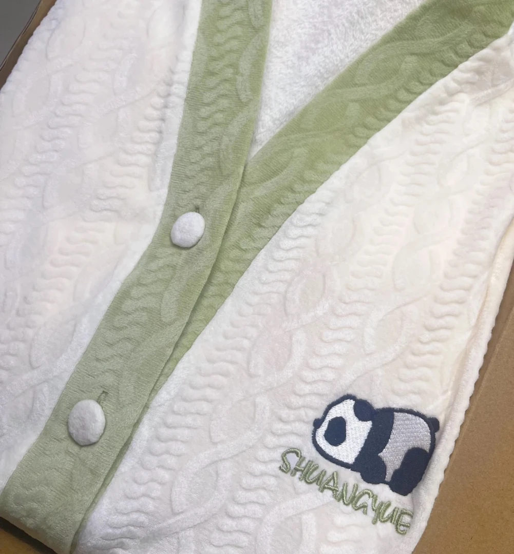 【Hello，熊猫】刺绣海岛绒情侣睡衣宽松秋冬季睡衣加绒女甜美家居服