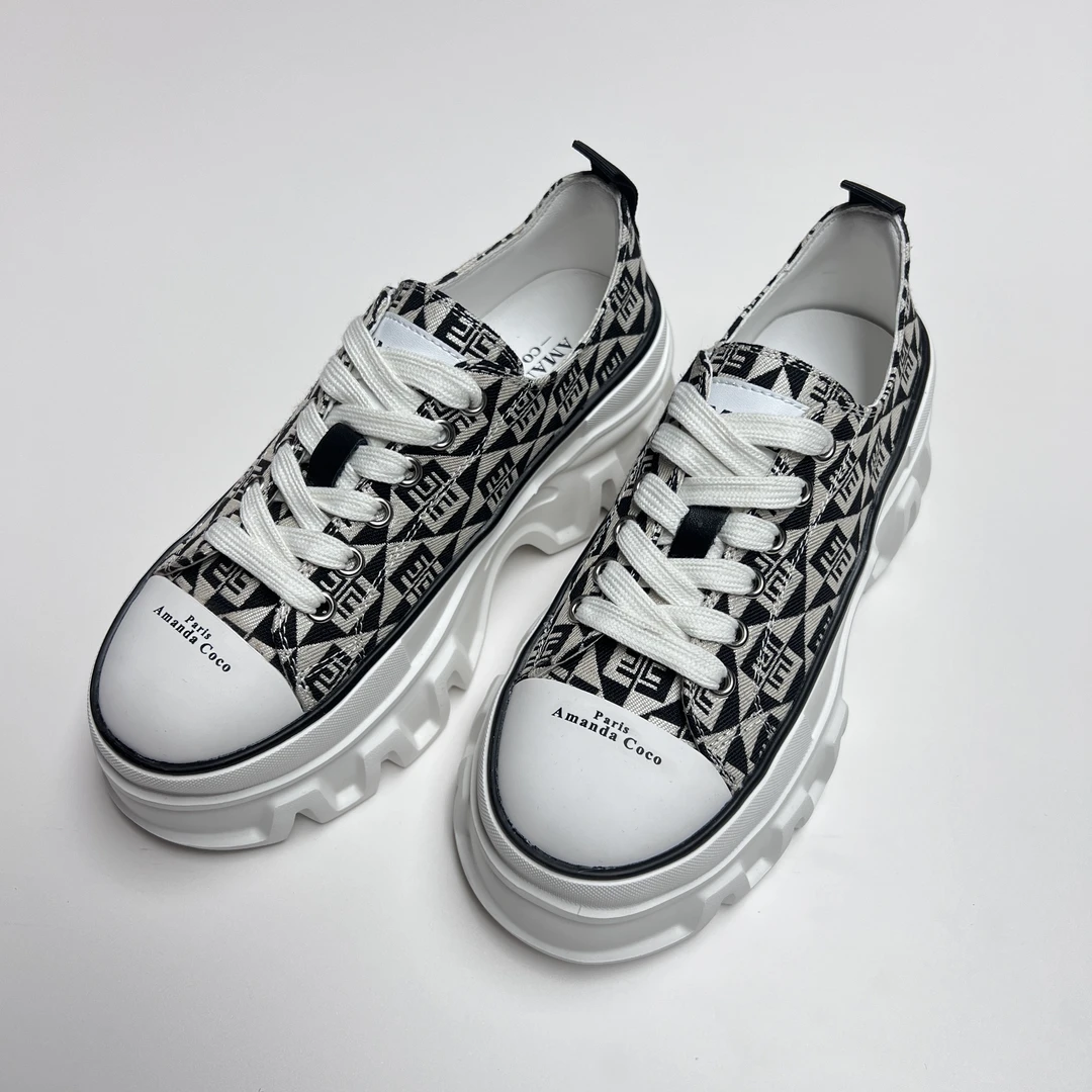 COCO | 设计师款~欧货潮牌~提花刺绣增高老爹鞋