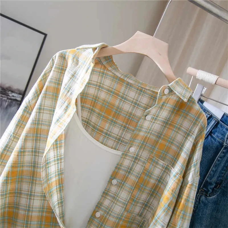 格子衬衫女2025年春季新款文艺棉质长袖宽松休闲衬衣复古黄绿色