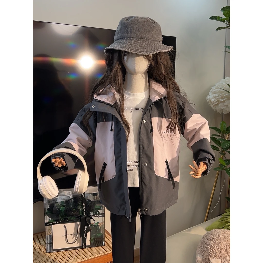 W童品家，（福利款）风衣外套608