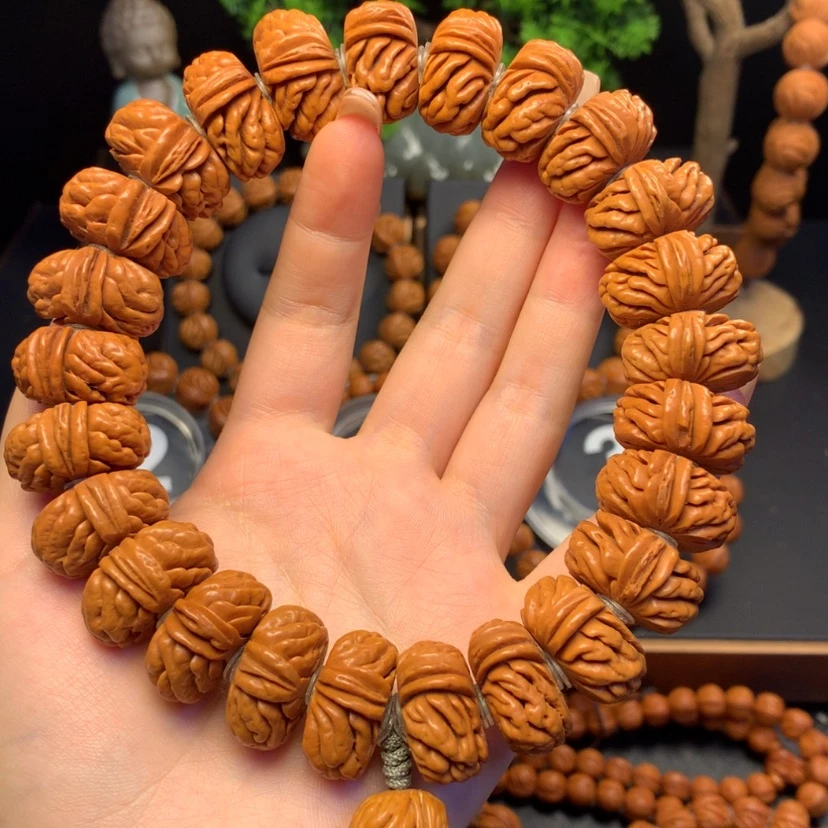 【闪购商品】桃核手串矮刺龙纹23手持