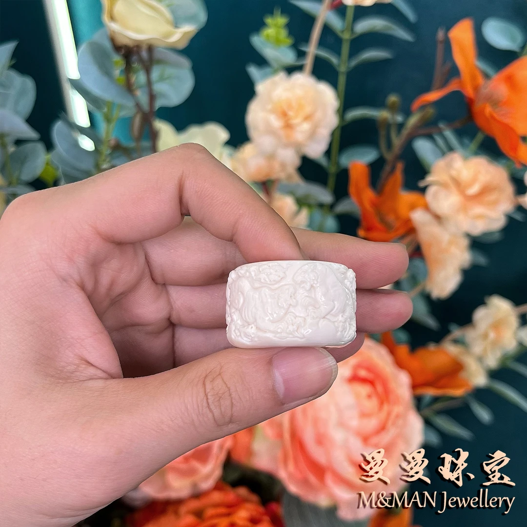曼曼珠宝猛犸牙虎虎生威banzhi
