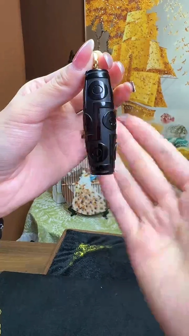 【闪购商品】琥珀颈饰银S925镀金镶嵌九眼吊坠