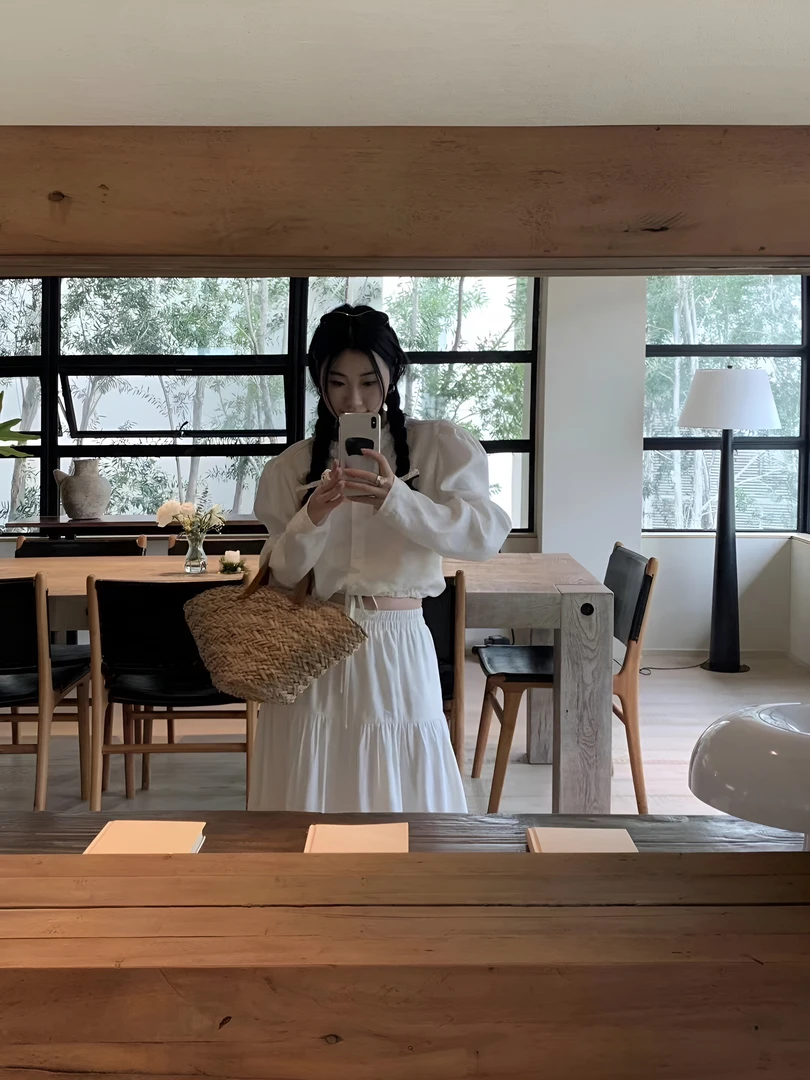 月亮家随机美衣一件