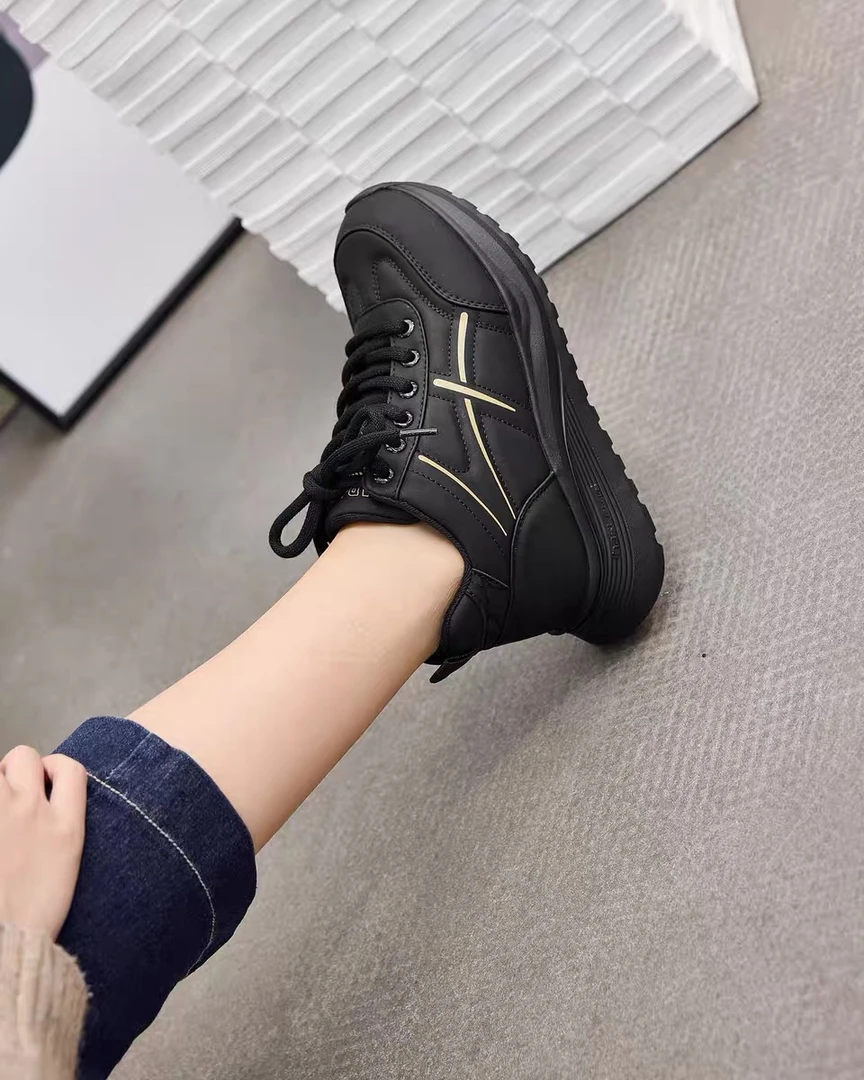 2024冬款加绒超轻简约舒适百搭运动鞋