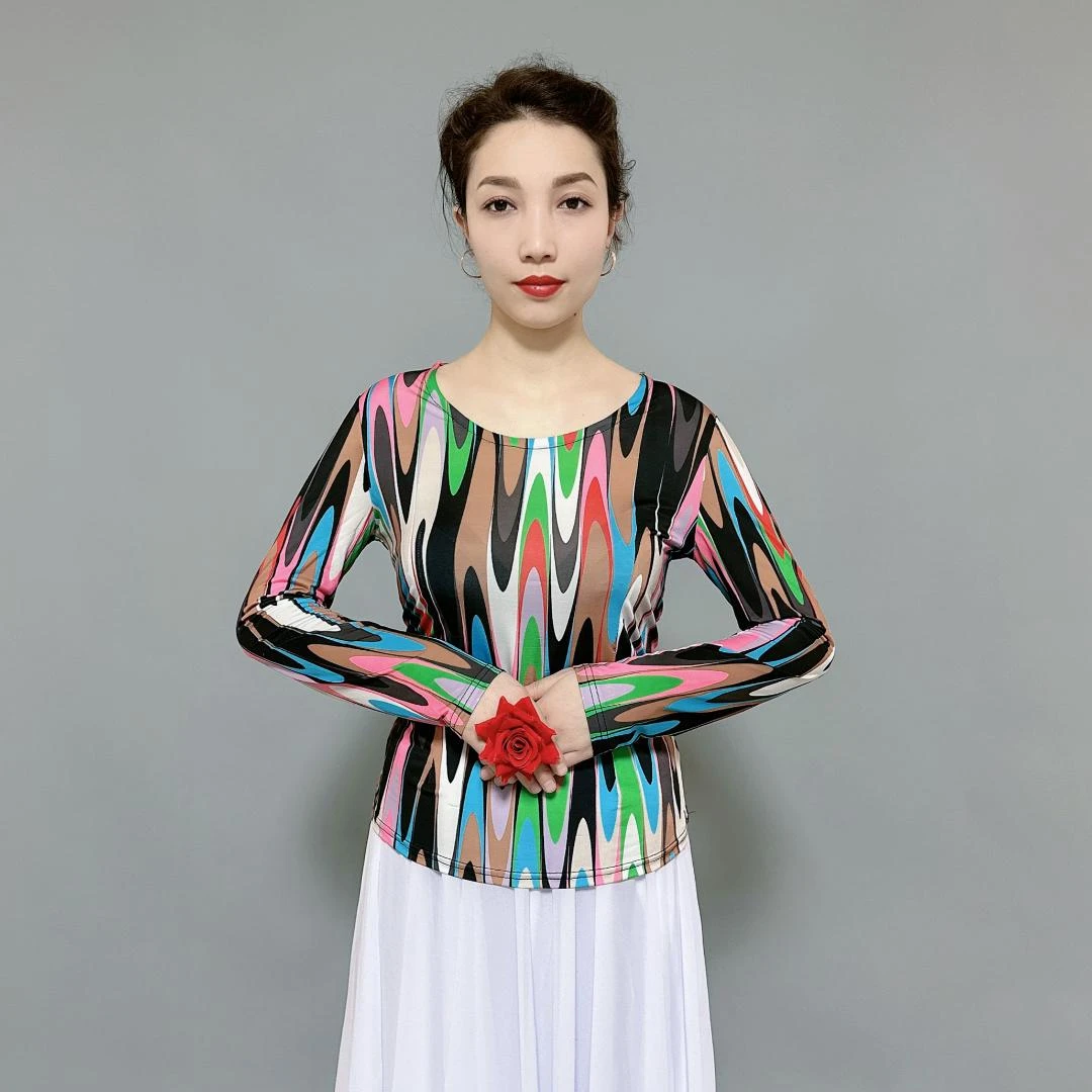 女士新款民族风印花舞服百搭圆领遮肚弹力冰丝打底长袖时尚上衣