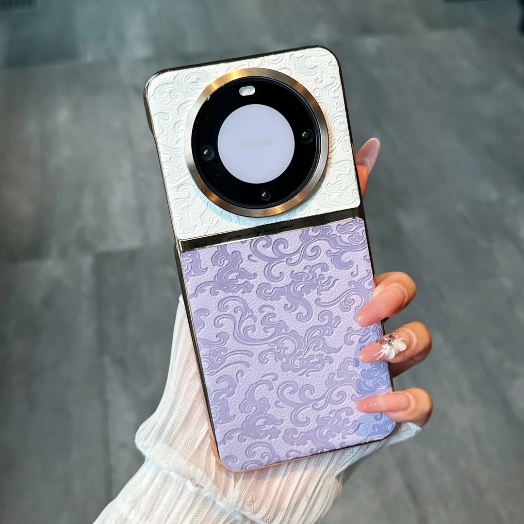 适用华为Mate60电镀双拼撞色素皮国风Mate60Pro+金属镜头奢华商务