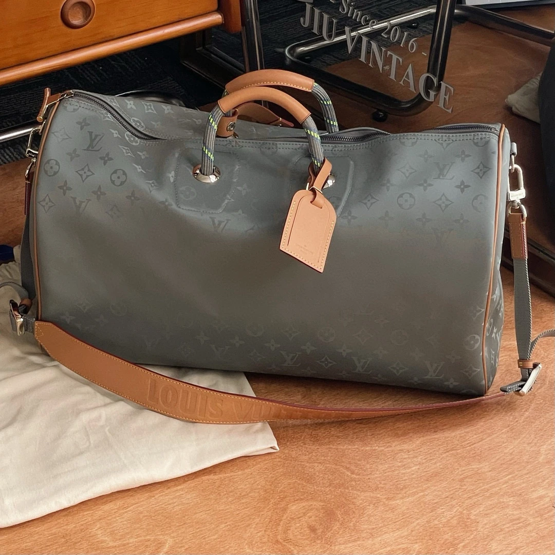 99新 LV 18年限量钛合金镭射keepall50旅行袋BJM2-7007