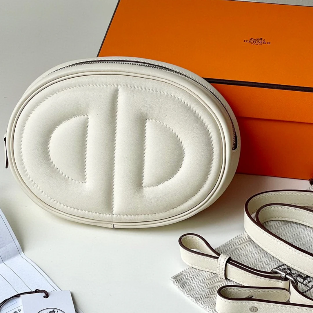 99新 Hermes/爱马仕 in theloop猪鼻子奶油白拼饼干色U刻JM7-0292