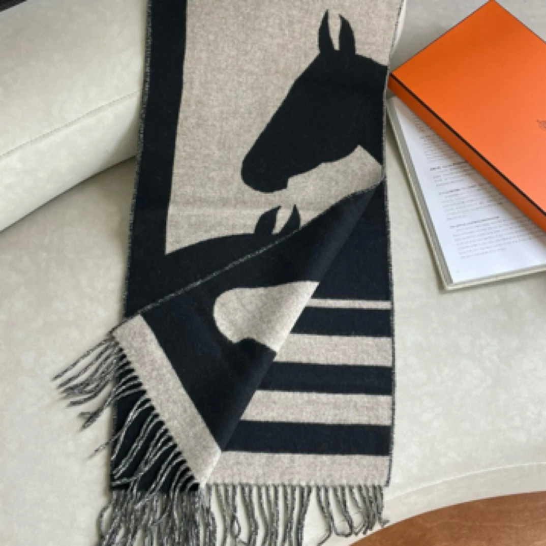 99新 Hermes/爱马仕 黑灰小马羊绒围巾JM2-7041