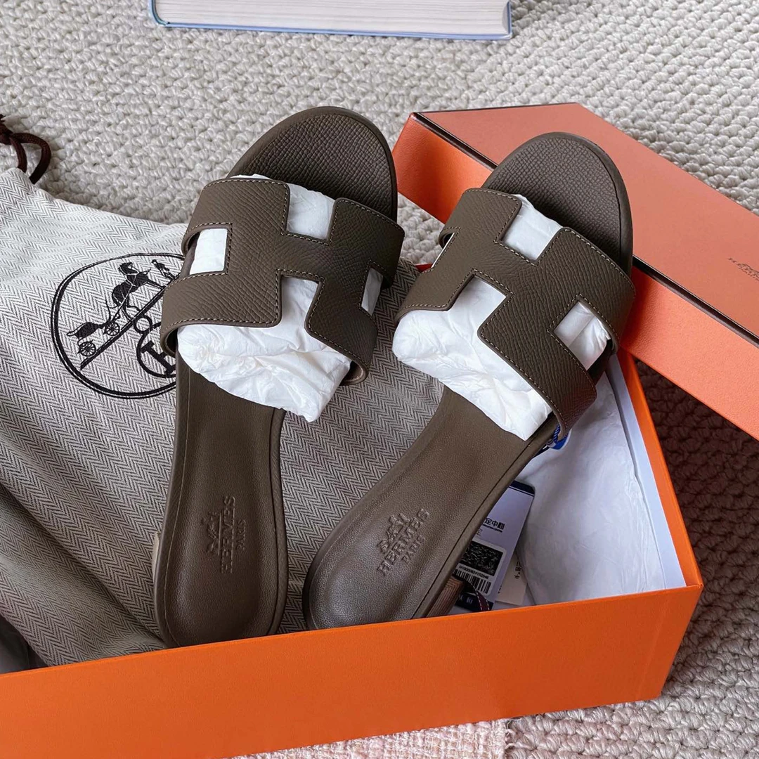 95新 Hermes/爱马仕 大象灰h高跟拖鞋35.5码 JM2-6498