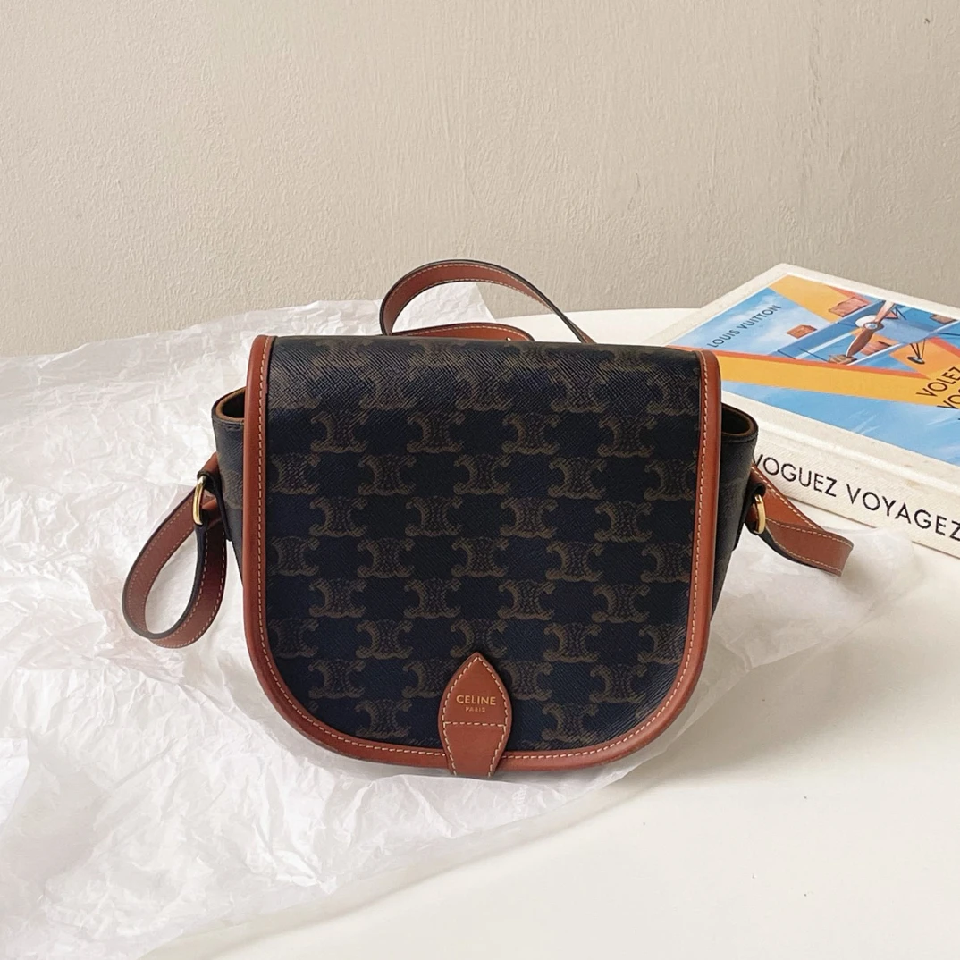 99新 Celine/思琳 Celine老花马鞍包JM2-4394