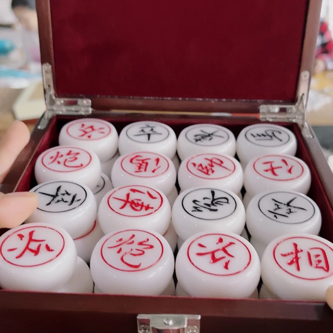 【闪购商品】石英质玉，未镶嵌神***1