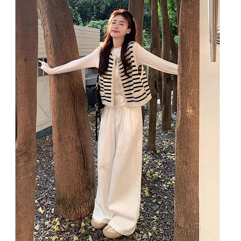 秋季小香风洋气外穿条纹撞色针织马甲打底衫阔腿休闲裤三件套装女